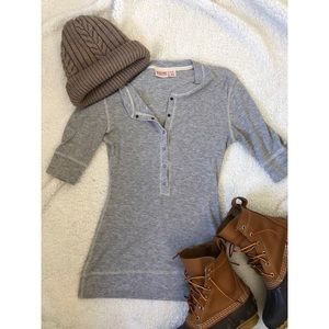 Gray Mossimo shirt
